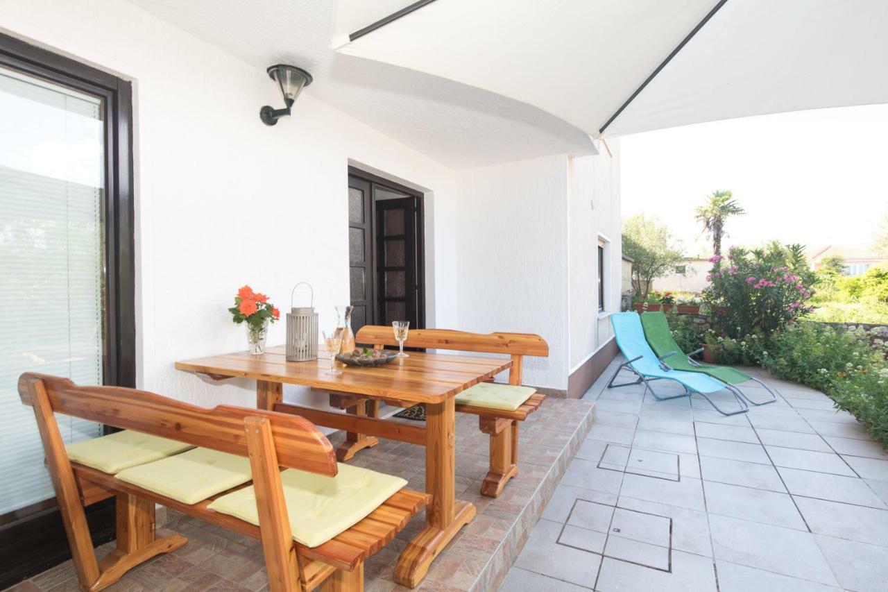 Apartment Adrijana Връбник Екстериор снимка